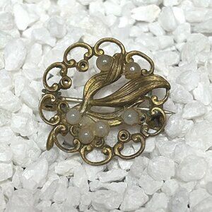 Vintage Gold-Tone Delicate Round Tiny Brooch Faux Pearl